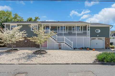 43 Bartine Street, Toms River, NJ 08753