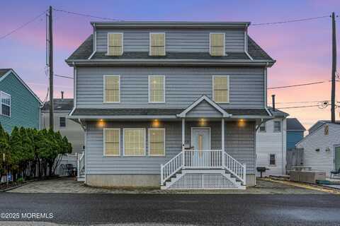 109 Carmel Drive, Lavallette, NJ 08735
