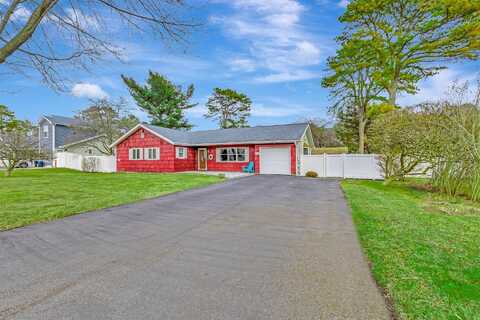 265 Bridgeport Avenue, Medford, NY 11763