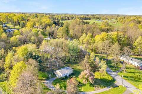 15 Spencer Drive, Red Hook, NY 12571