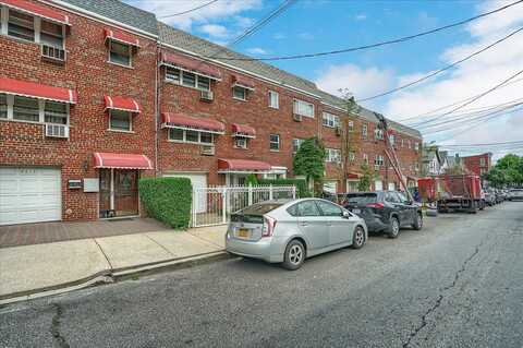4615 Bronx Boulevard, Bronx, NY 10470