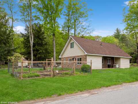 23 Woodland Way, Smallwood, NY 12778