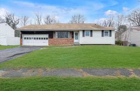 12 Wren Court, Northport, NY 11768