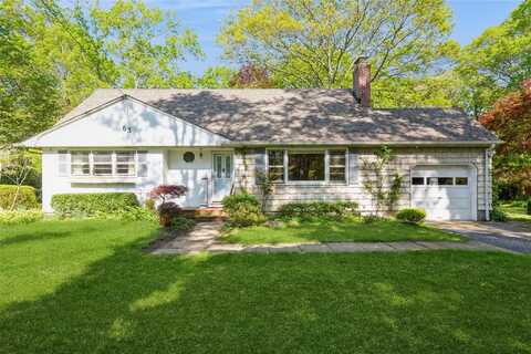 63 Hunter Avenue, Miller Place, NY 11764