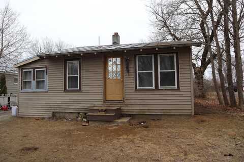 27 St John Street, Skowhegan, ME 04976