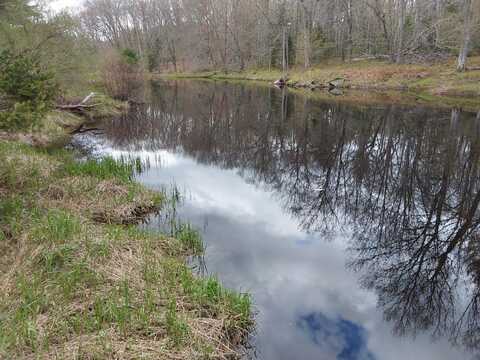 30 River Bend Road, Waldoboro, ME 04572
