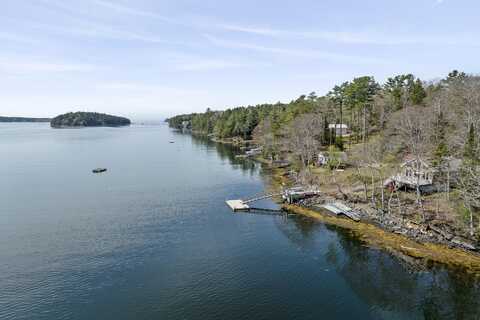 33 Bernier Lane, Harpswell, ME 04079