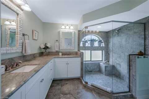 559 Beachwalk, NAPLES, FL 34108