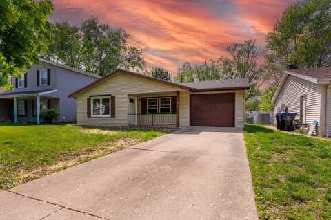 13 Carraway Court, Bloomington, IL 61704