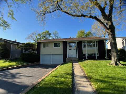 2508 Mitchell Drive, Woodridge, IL 60517