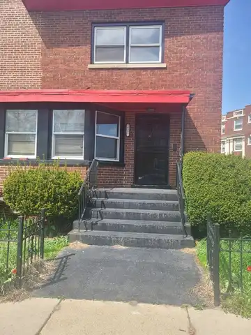 2432 E 73rd Street, Chicago, IL 60649