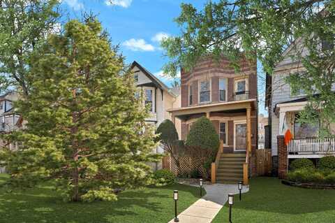 1817 W Morse Avenue, Chicago, IL 60626