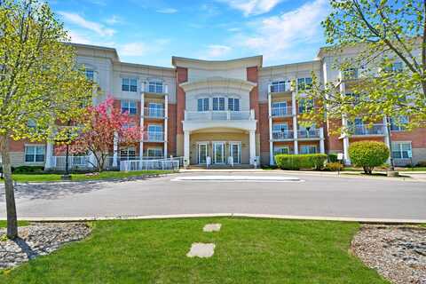 601 W RAND Road, Arlington Heights, IL 60004