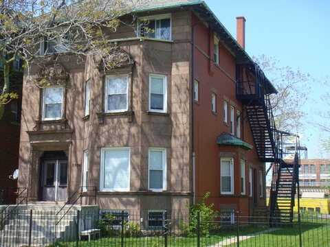2934 W WASHINGTON Boulevard, Chicago, IL 60612