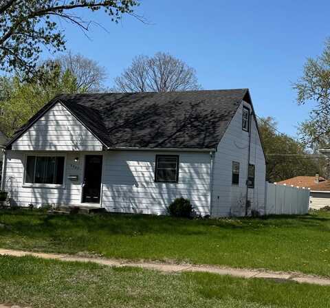 2307 Paradise Boulevard, Rockford, IL 61103