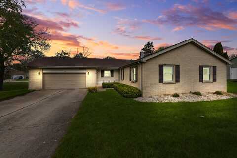 610 Kensington Drive, McHenry, IL 60050