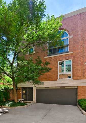 2641 N GREENVIEW Avenue, Chicago, IL 60614