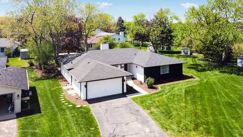 1532 Collins Circle, Elk Grove Village, IL 60007