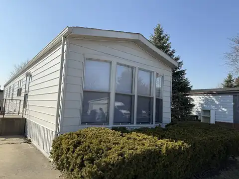319 Pleasant Road, Matteson, IL 60443