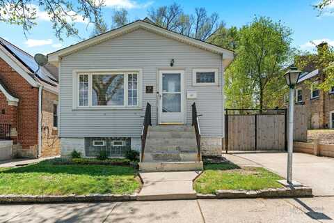 6331 W Cornelia Avenue, Chicago, IL 60634