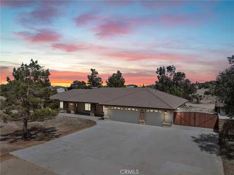 9153 Kittering Road, Oak Hills, CA 92344