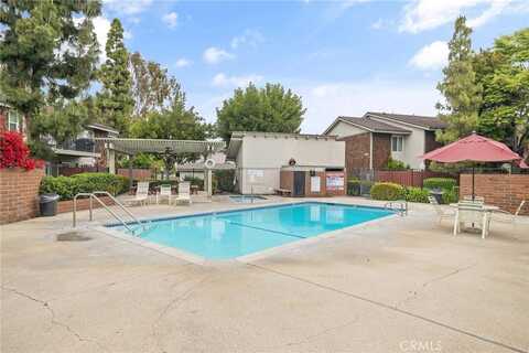 985 S Idaho Street, La Habra, CA 90631