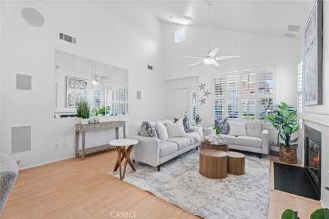 2 Chestnut Drive, Aliso Viejo, CA 92656