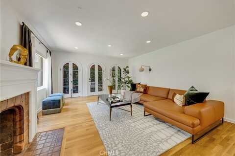 440 W San Antonio Drive, Long Beach, CA 90807