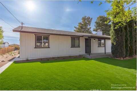 10657 Pinon Avenue, Hesperia, CA 92345