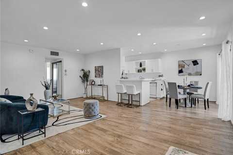 5403 Newcastle Avenue, Encino, CA 91316