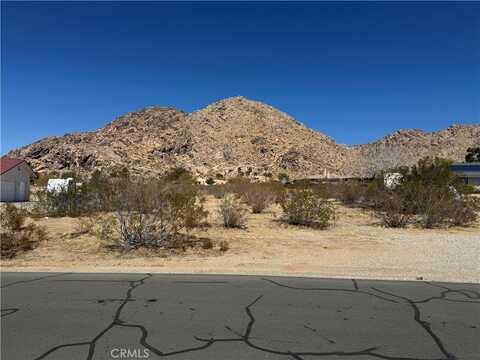 23372 Taos Road, Apple Valley, CA 92307