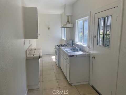 1738 E 4th Street, Long Beach, CA 90802