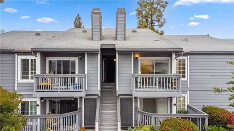 9714 Sepulveda Boulevard, North Hills, CA 91343