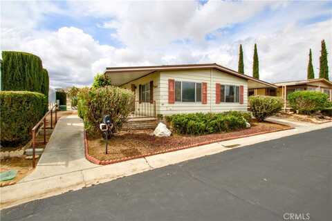 7501 Palm Avenue, Yucca Valley, CA 92284