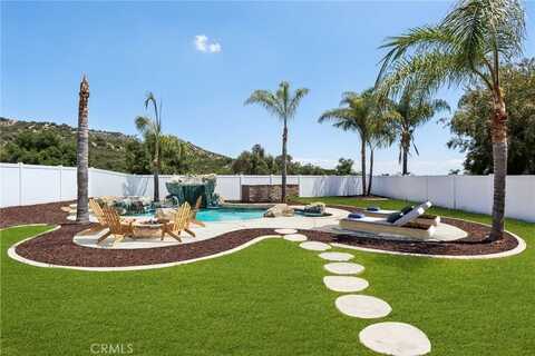 35392 Meadow Park Circle, Wildomar, CA 92595
