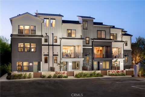 19041 Main Street, Huntington Beach, CA 92648