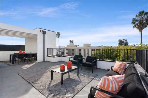 11668 W Verde Place, North Hollywood, CA 91606