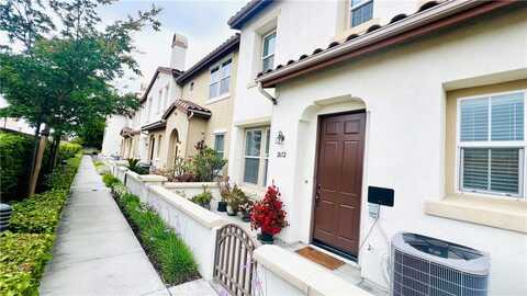 2652 W Madison Circle, Anaheim, CA 92801