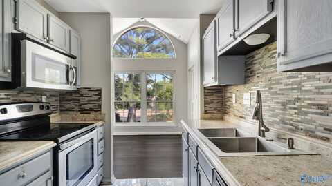 1008 Stones Throw Drive NW, Huntsville, AL 35806