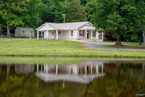 616 NE Thompson Road, Decatur, AL 35603