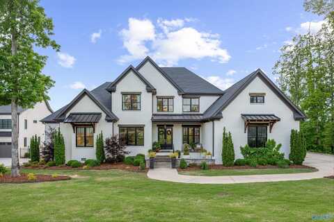 27 Watson Grande Way, Owens Cross Roads, AL 35763