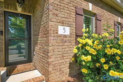5 Leyland Drive, Huntsville, AL 35824
