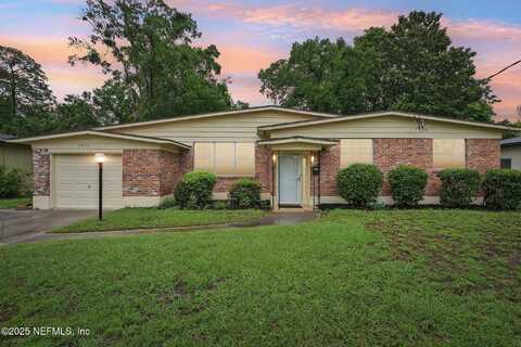 7437 ORTEGA HILLS Drive, Jacksonville, FL 32244