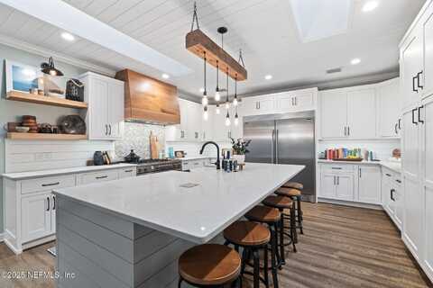 7240 OAKMONT Court, Ponte Vedra Beach, FL 32082