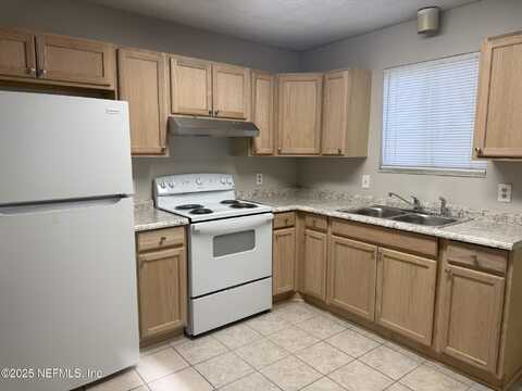 5120 WESTCHASE Court, Jacksonville, FL 32210