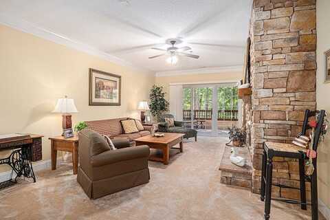 94 Gleneagle Court C202, Clayton, GA 30525