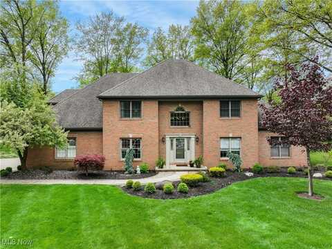 344 Cheyenne Falls Drive, Avon Lake, OH 44012