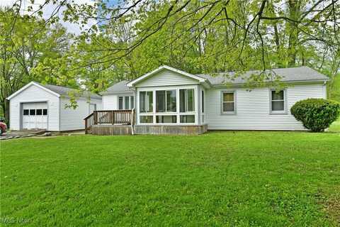 3138 Mccleary Jacoby Road, Cortland, OH 44410