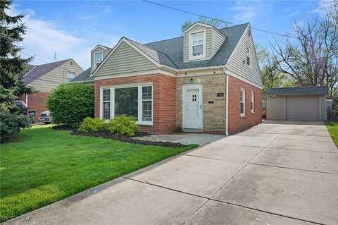 1152 Washington Boulevard, Mayfield Heights, OH 44124