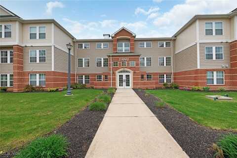 23002 Chandlers Lane, Olmsted Falls, OH 44138